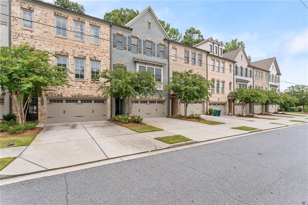 2536 Skyland Drive NE