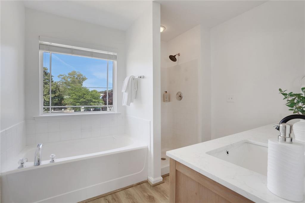 3552 Clear Creek Crossing NW