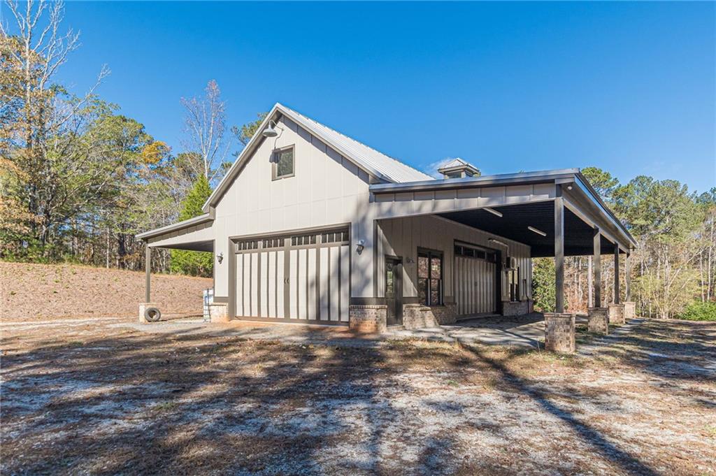 5752 W PHILLIPS MILL Road