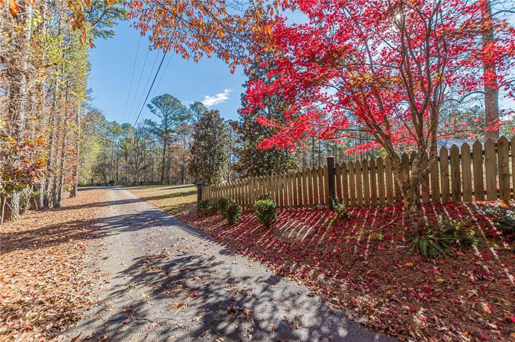 5752 W PHILLIPS MILL Road