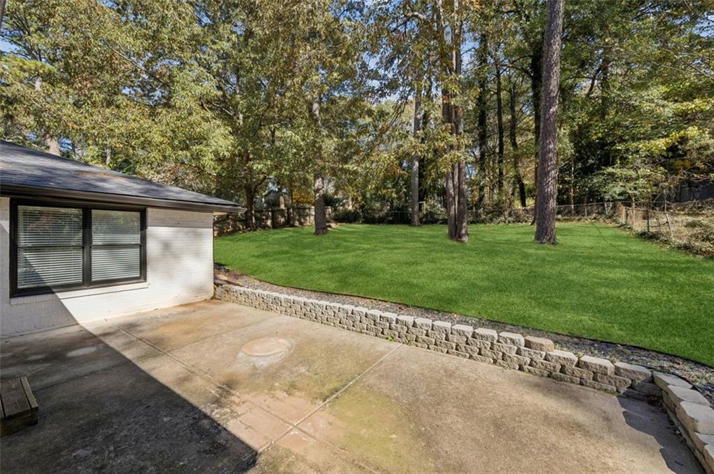 2212 Cloverdale Drive SE