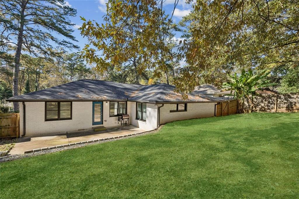 2212 Cloverdale Drive SE