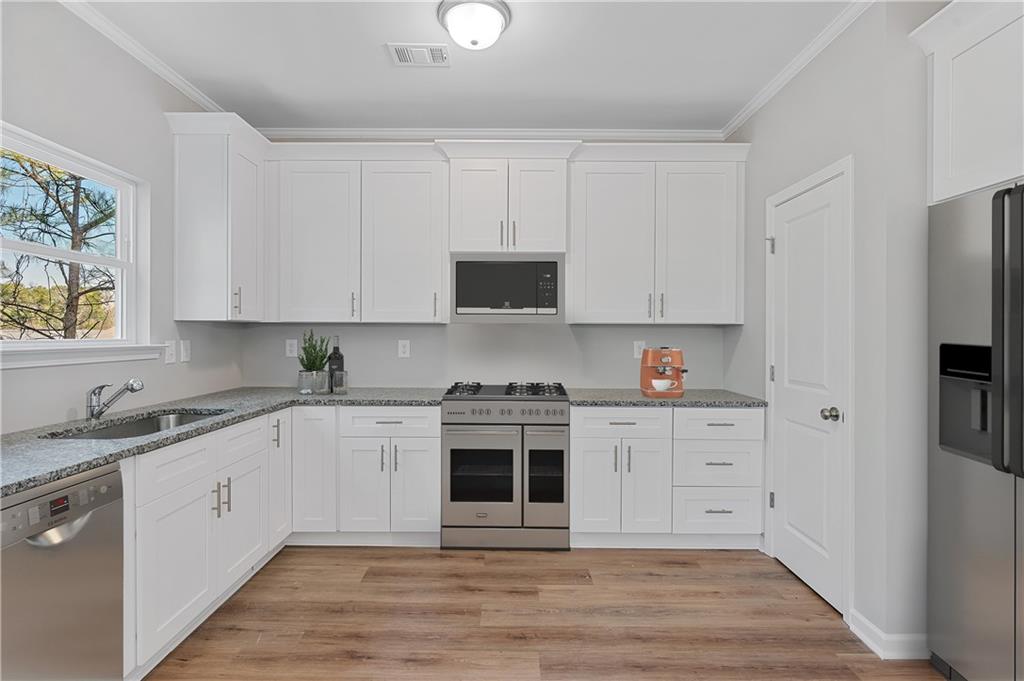 2874 Laurel Ridge Circle