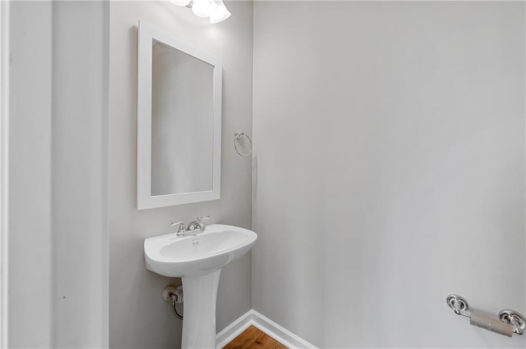 2874 Laurel Ridge Circle