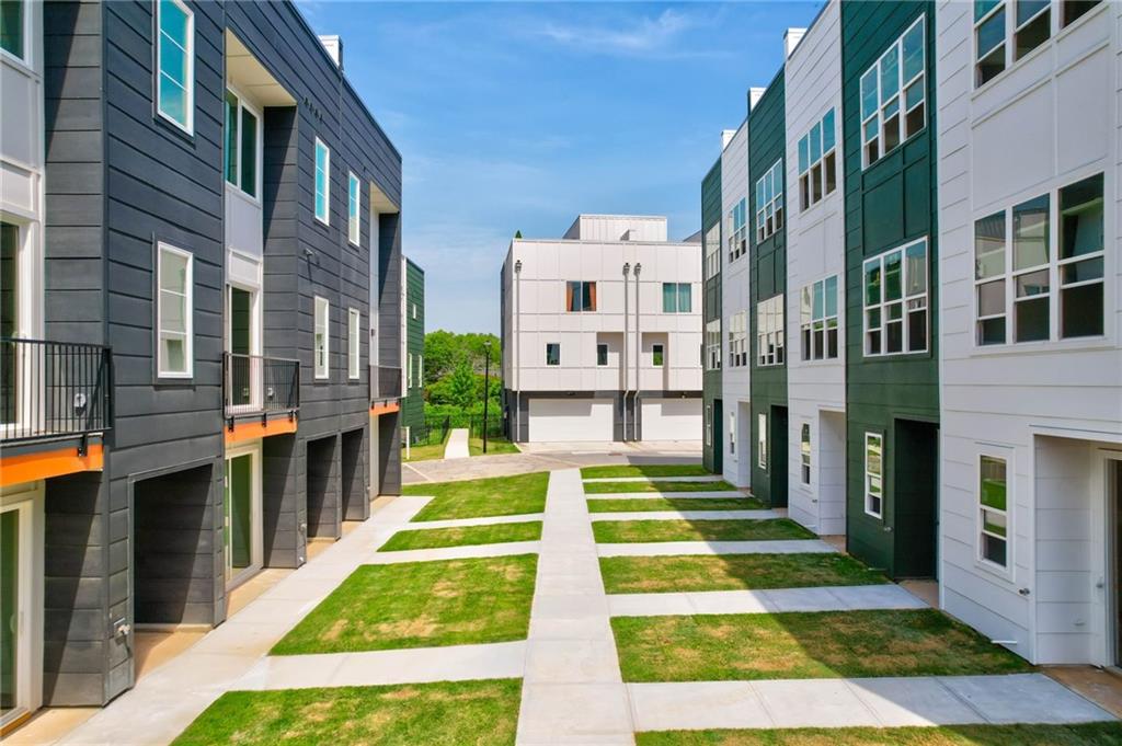 1641 McNaught Drive Unit 35