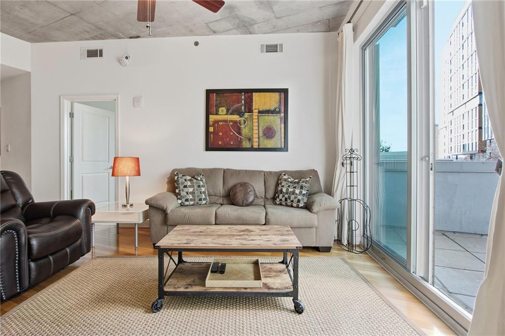 44 Peachtree Place NE Unit 424