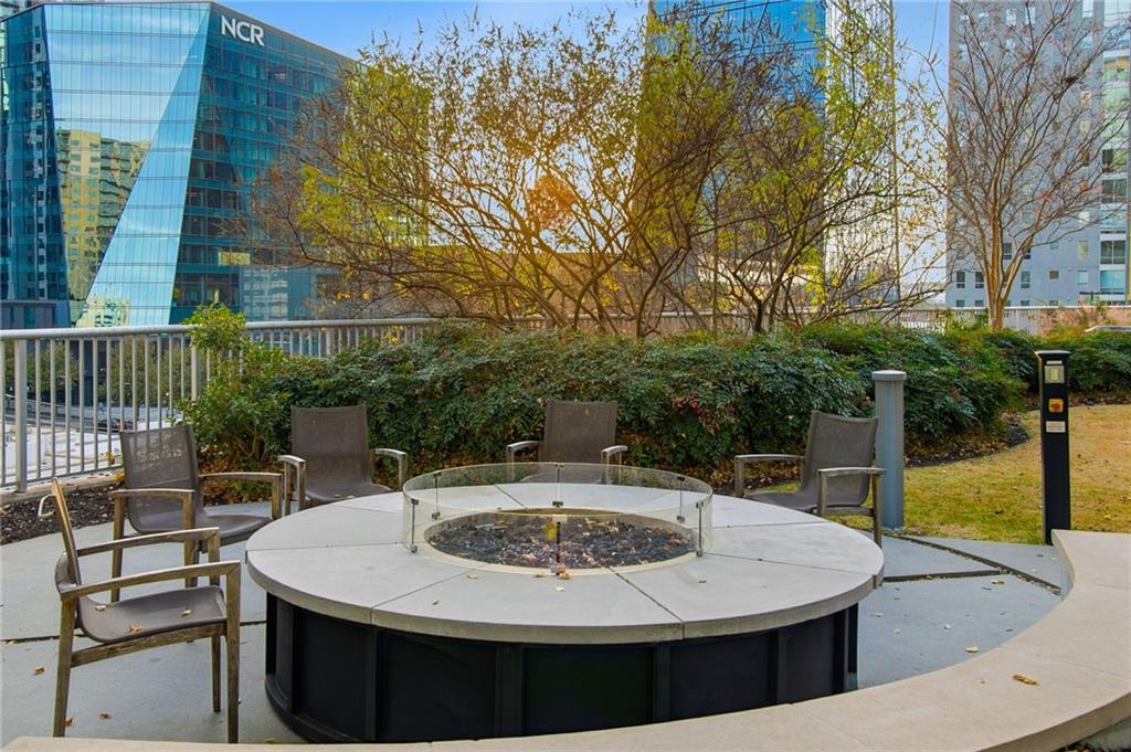 44 Peachtree Place NE Unit 424