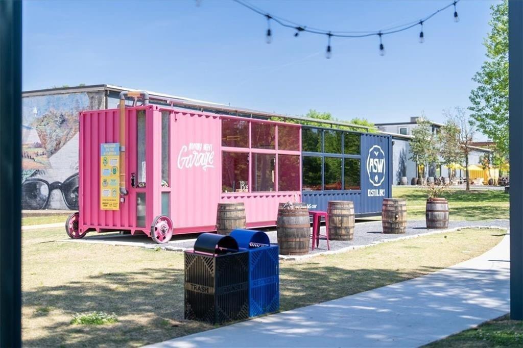 679 Lawton Street SW