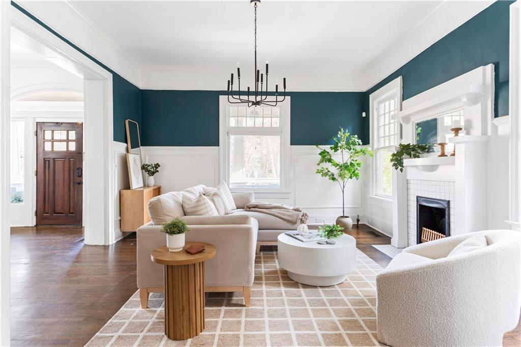 679 Lawton Street SW