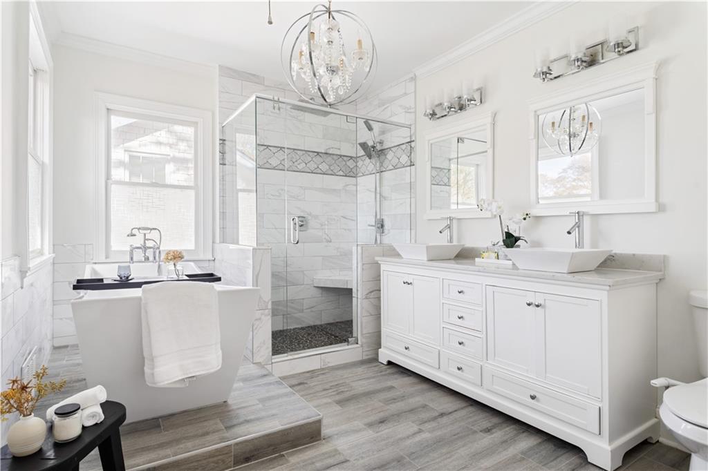 679 Lawton Street SW