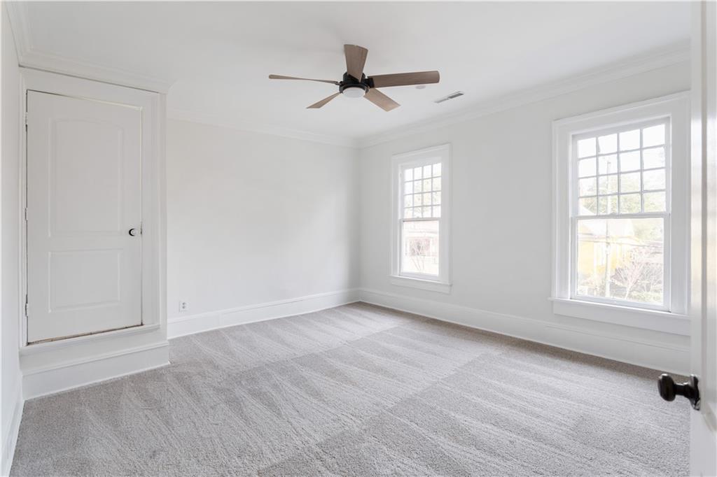 679 Lawton Street SW