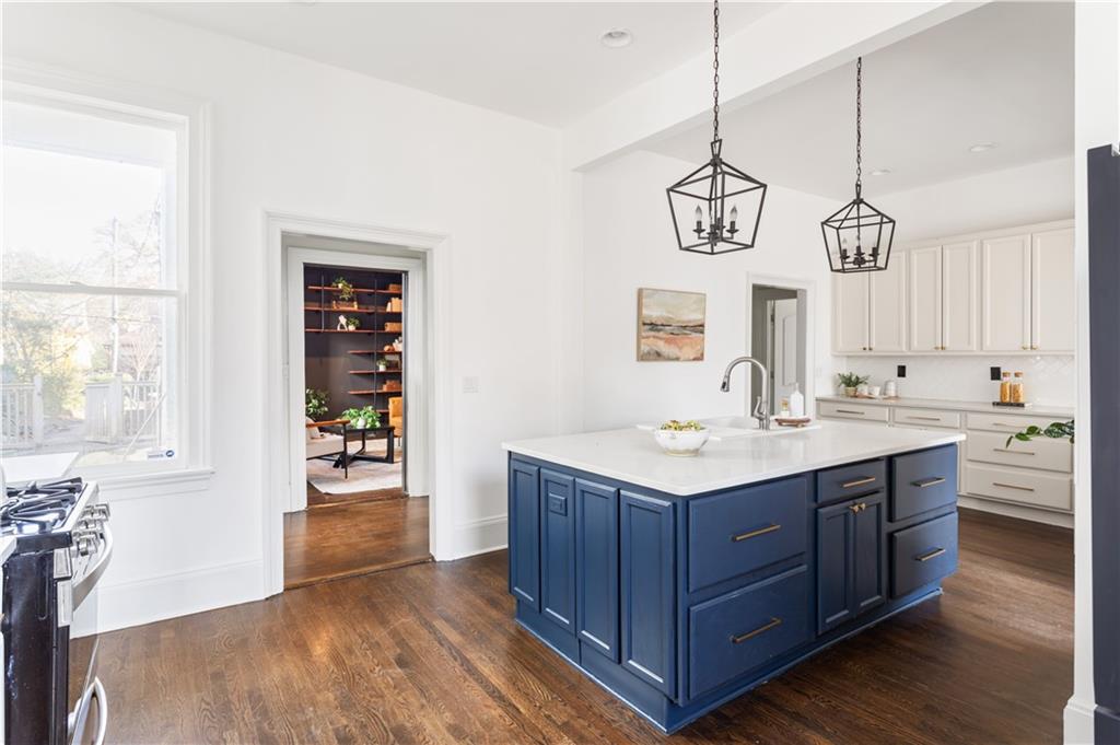 679 Lawton Street SW