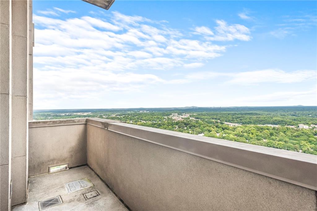 270 17th Street NW Unit 4306