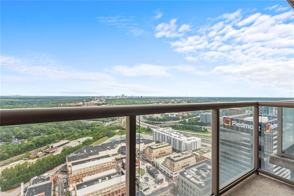 270 17th Street NW Unit 4306