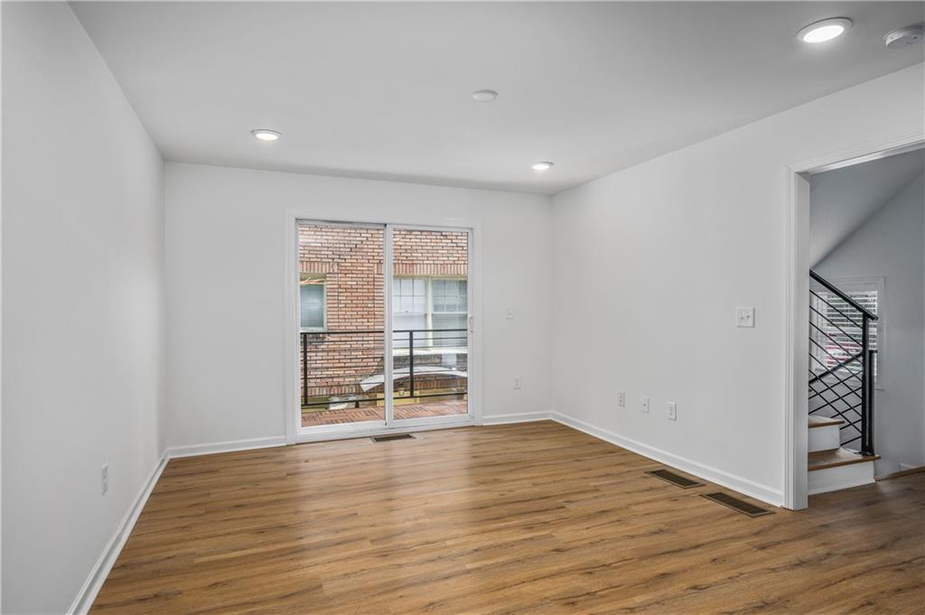 704 Durant Place NE Unit C