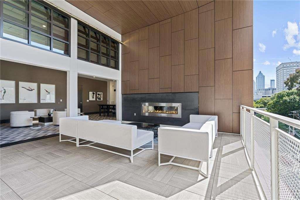 775 Juniper Street NE Unit 327