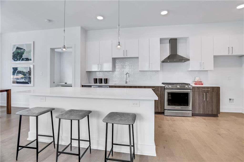 775 Juniper Street NE Unit 327