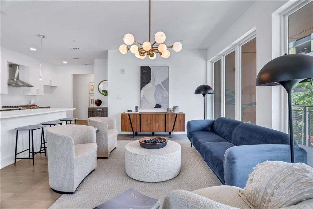 775 Juniper Street NE Unit 327