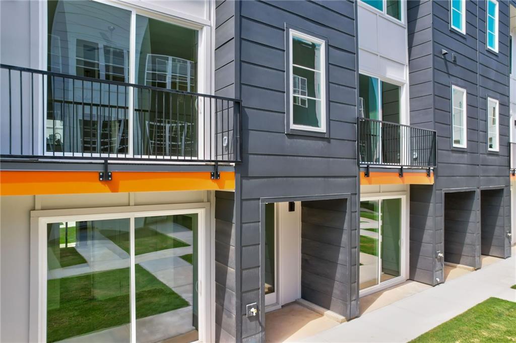 2029 Memorial Drive Unit 32