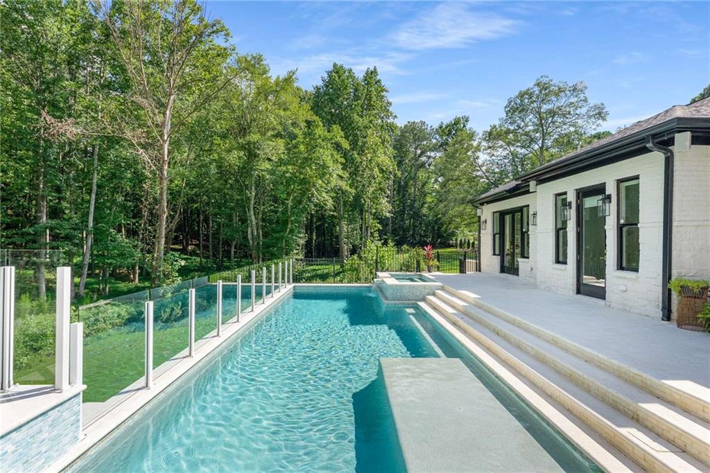 14225 Birmingham Highway