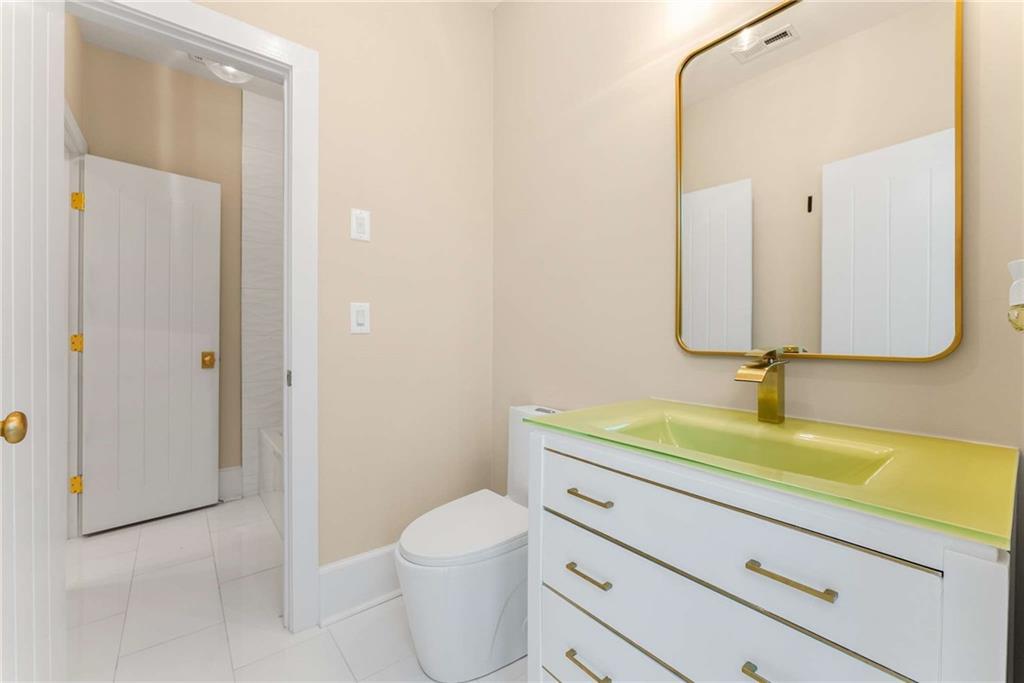 14225 Birmingham Highway