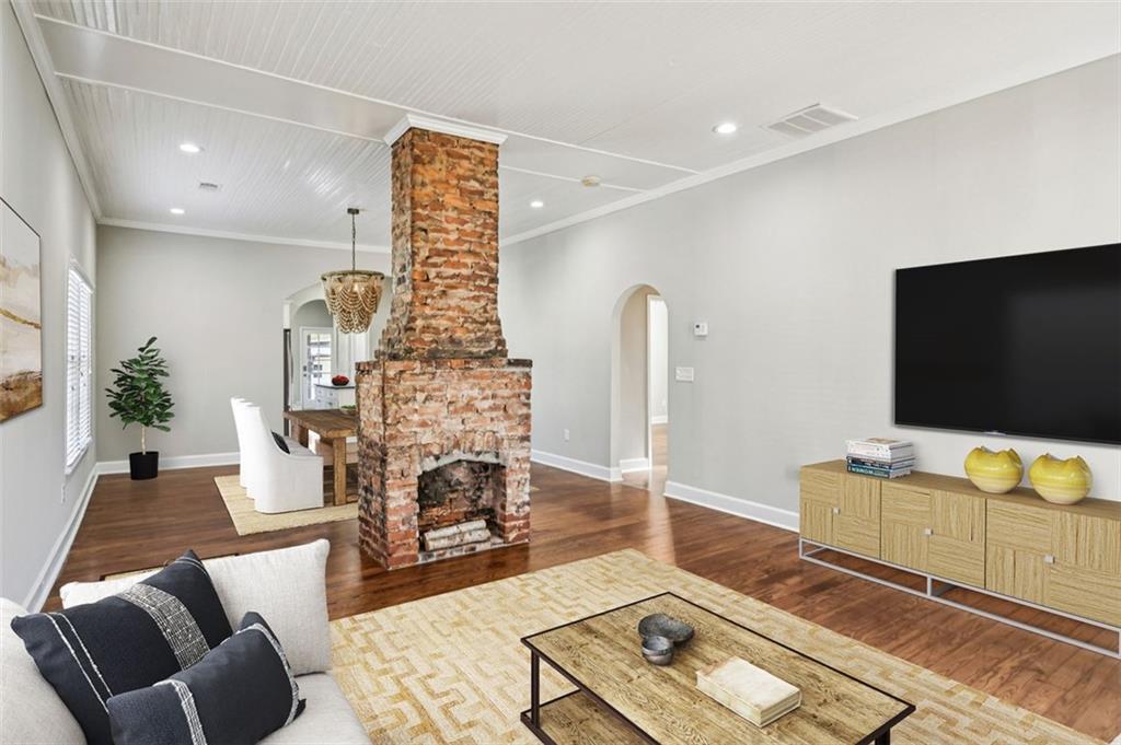3262 Dogwood Street