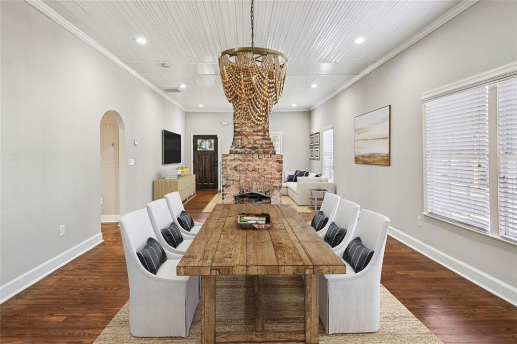 3262 Dogwood Street