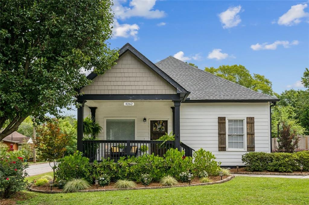 3262 Dogwood Street
