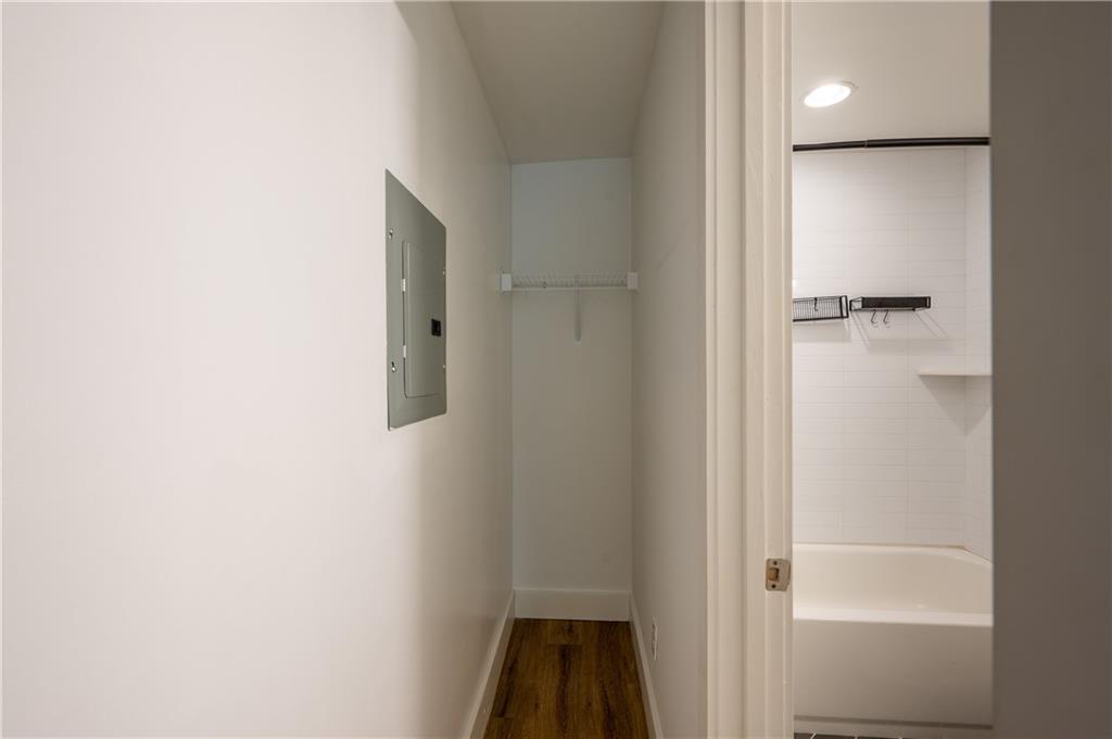 1170 Greenwich Street Unit 7