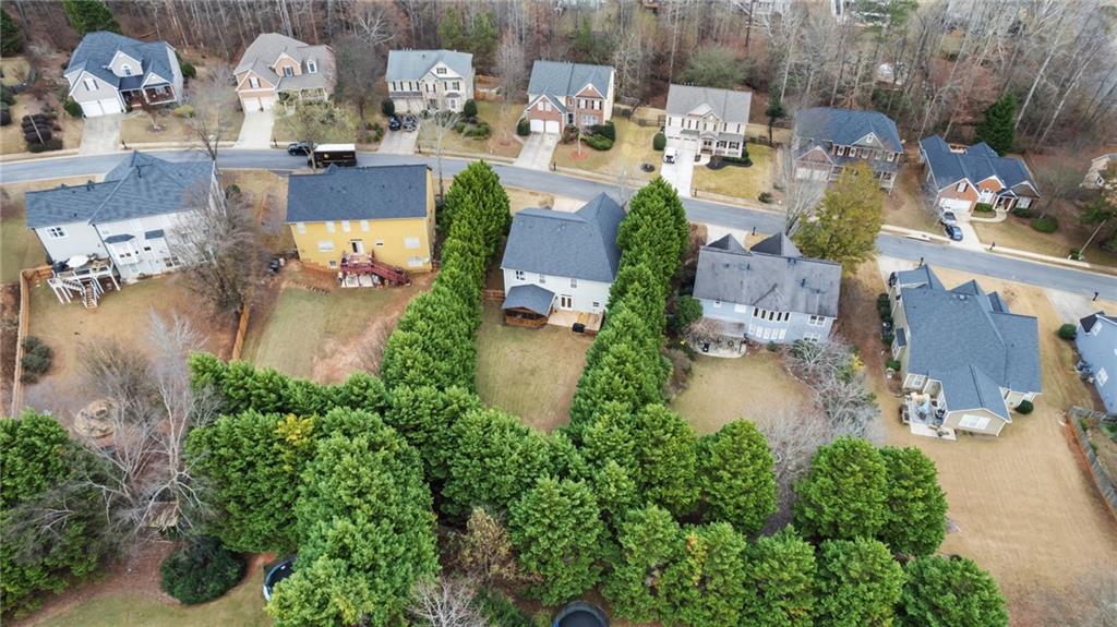 211 Woodview Lane