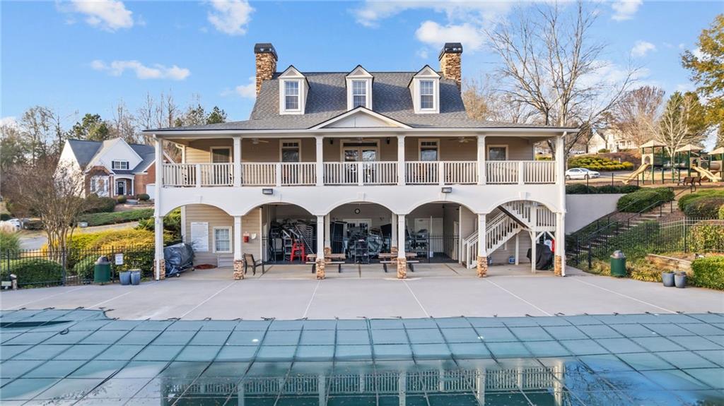 211 Woodview Lane