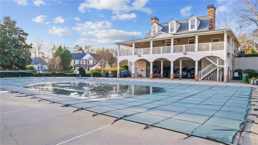 211 Woodview Lane