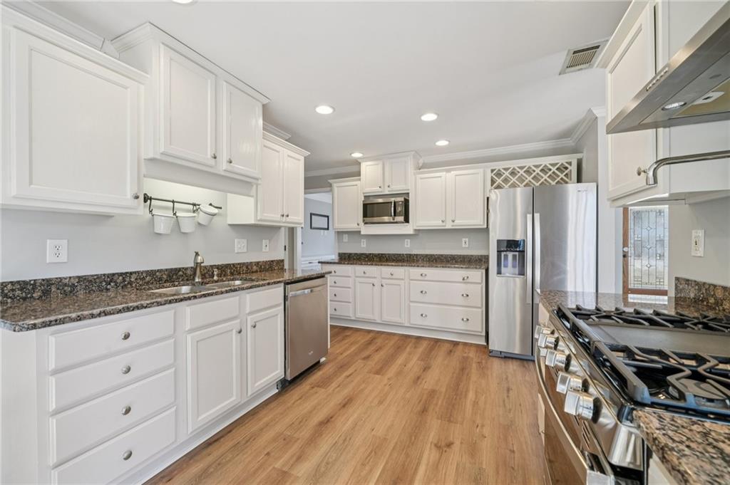 2099 NE Clairmont Terrace NE