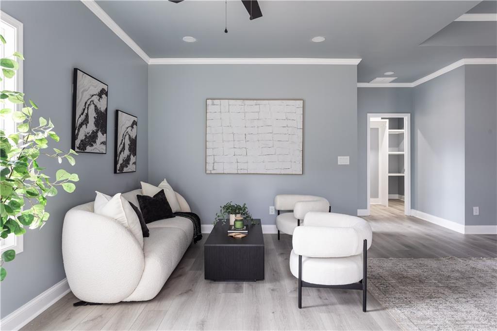 3387 Lee Place