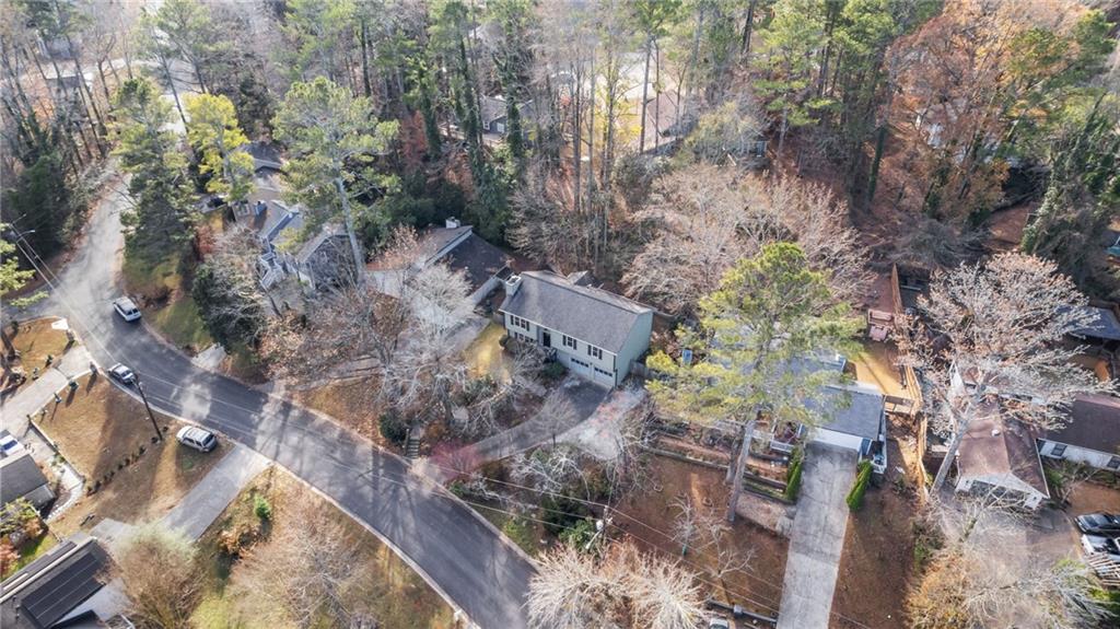 570 Candlewick Lane NW