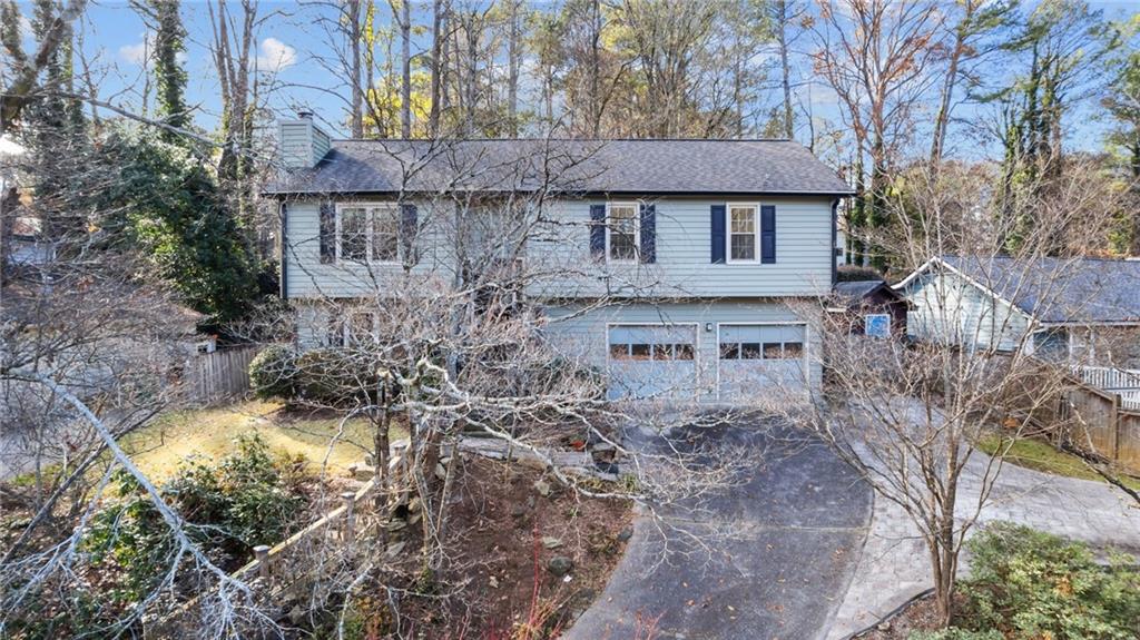 570 Candlewick Lane NW