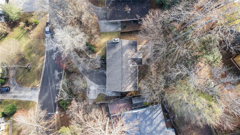 570 Candlewick Lane NW