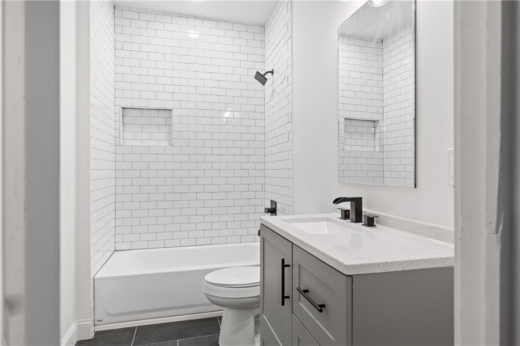360 Ponce De Leon Avenue NE Unit 15