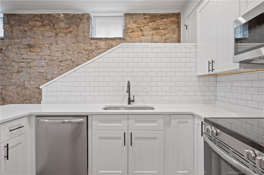 360 Ponce De Leon Avenue NE Unit 15