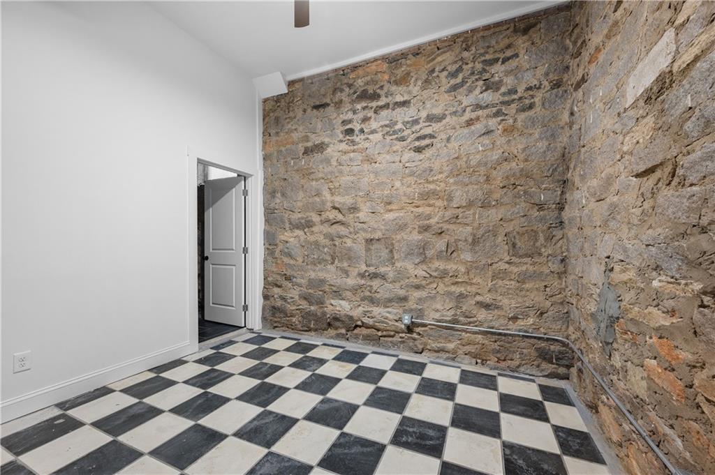 360 Ponce De Leon Avenue NE Unit 16