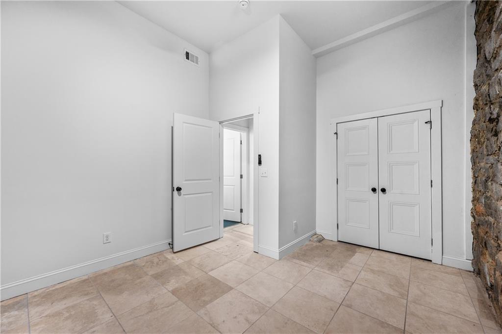 360 Ponce De Leon Avenue NE Unit 16