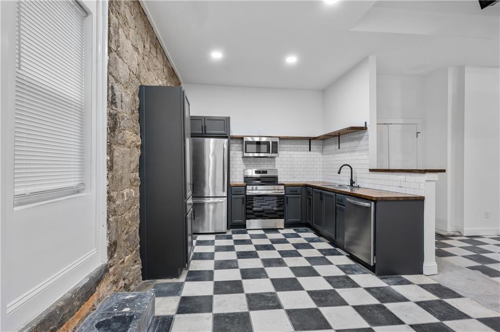 360 Ponce De Leon Avenue NE Unit 16