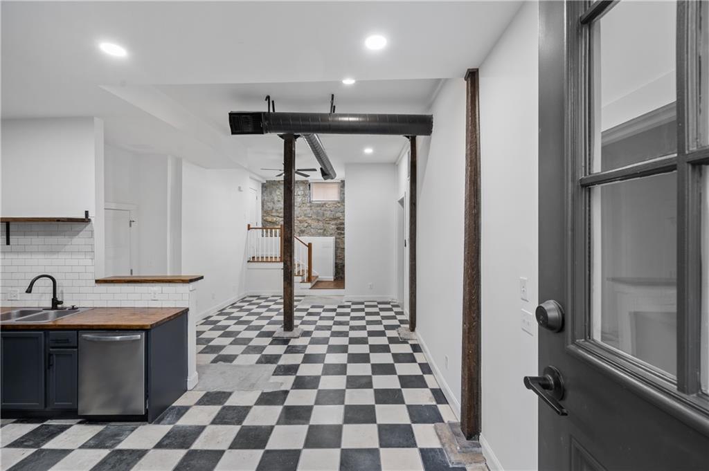 360 Ponce De Leon Avenue NE Unit 16