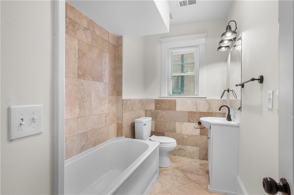 360 Ponce De Leon Avenue NE Unit 17