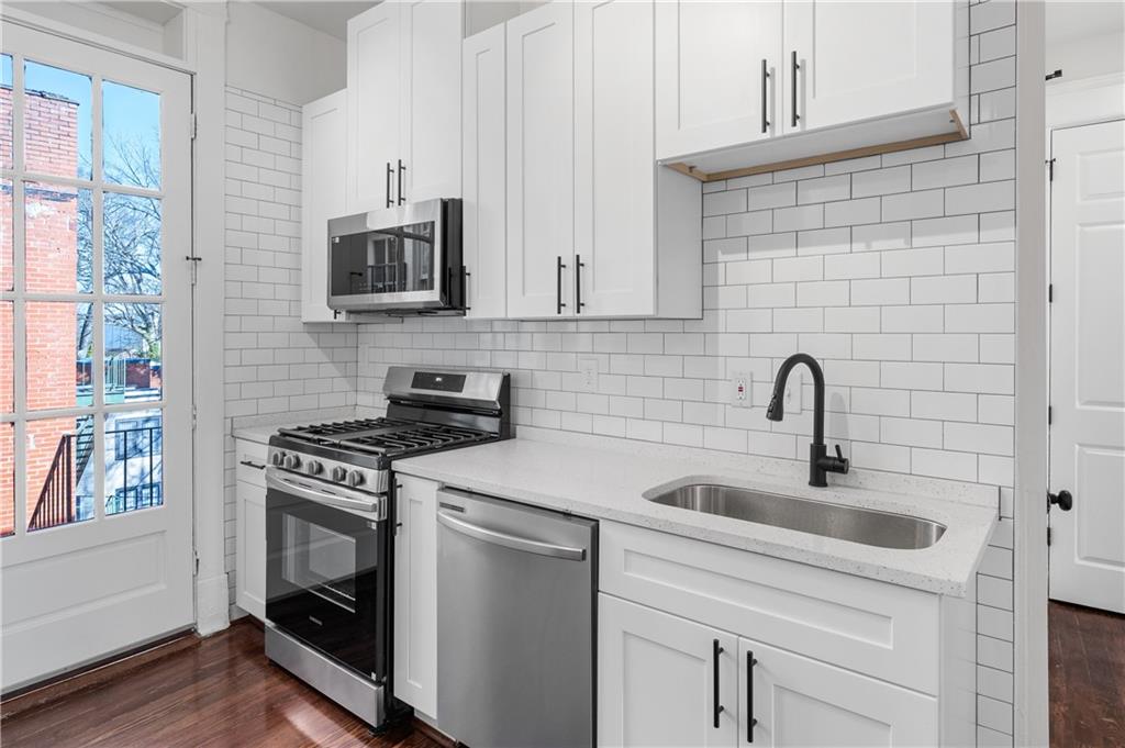 360 Ponce De Leon Avenue NE Unit 17