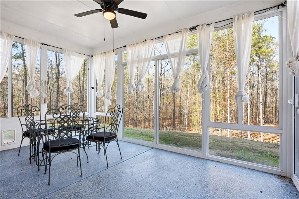 95 Hawthorn Lane