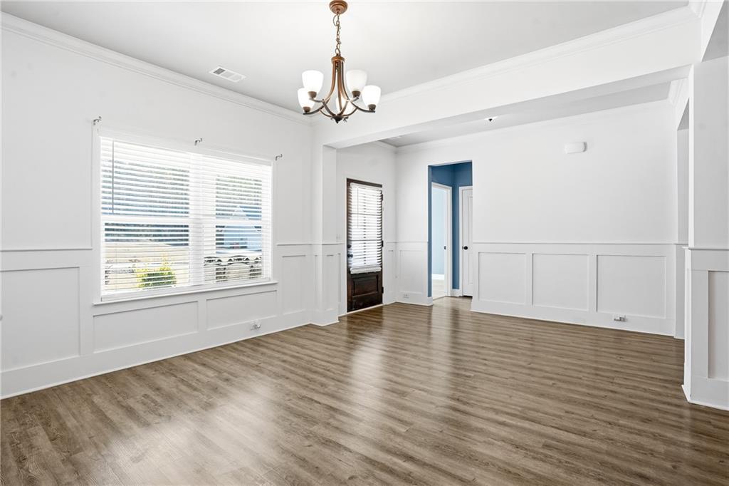95 Hawthorn Lane