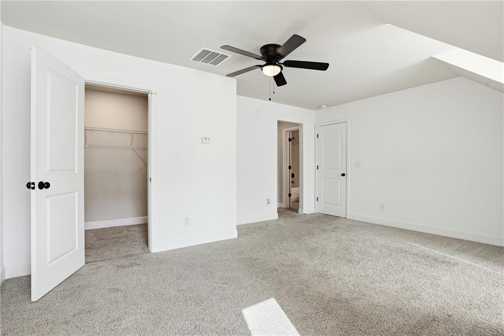 95 Hawthorn Lane