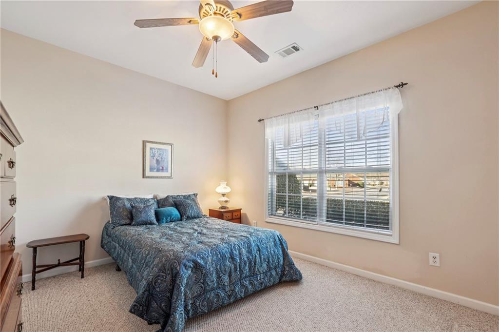 119 HOLIDAY Road Unit 1202