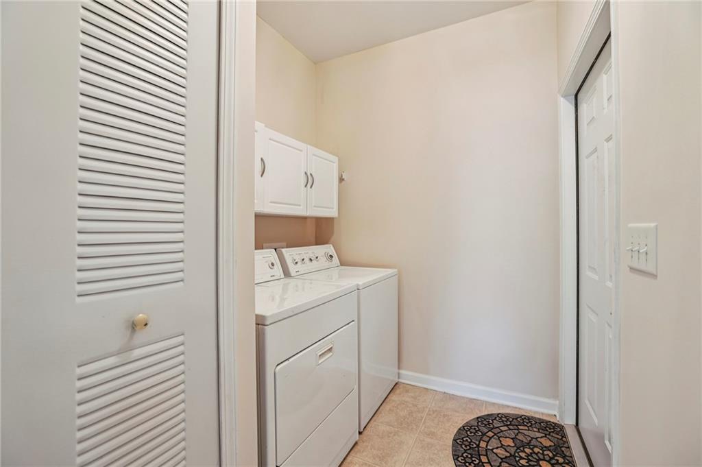 119 HOLIDAY Road Unit 1202